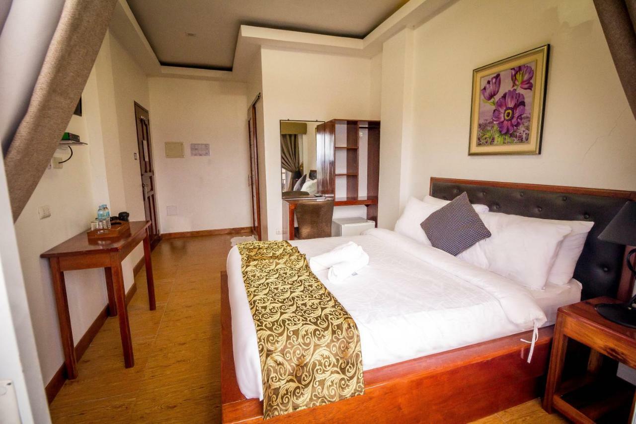 El Nido Royal Palm Inn Экстерьер фото